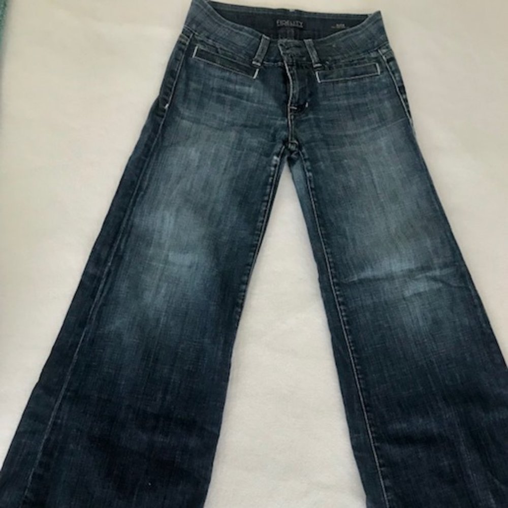 Fidelity High Rise Wide Leg Jeans